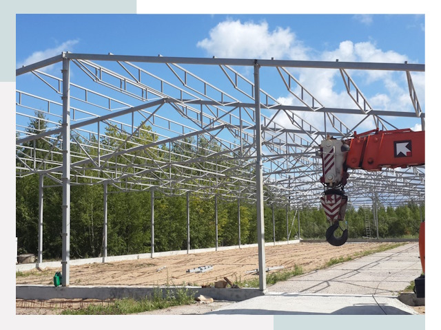 Строительство конюшен в Сосновый Бор от 609 руб. под ключ