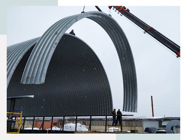 Полукруглые ангары в Сосновом Бору