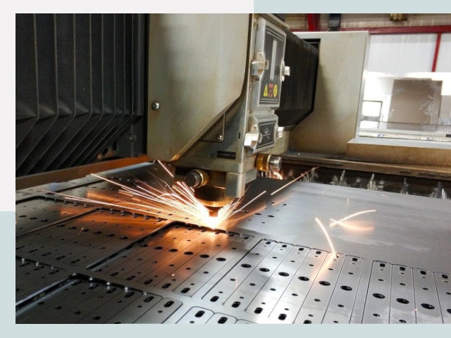 Лазерная резка металла в Сосновом Бору от 609 руб.